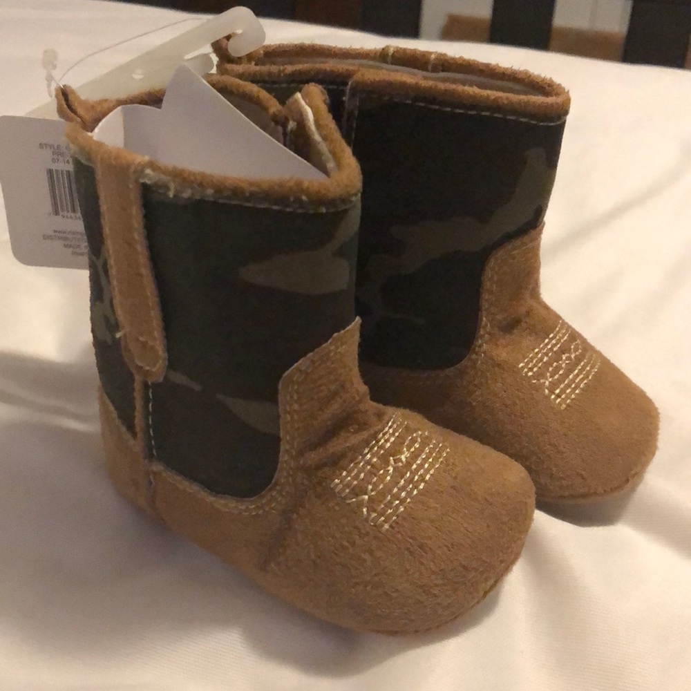 Baby boy Camo boots